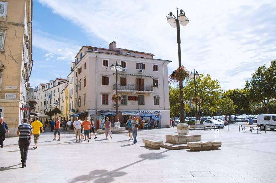Odeon Apartment And Rooms Риека Экстерьер фото