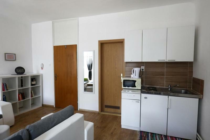 Odeon Apartment And Rooms Риека Экстерьер фото